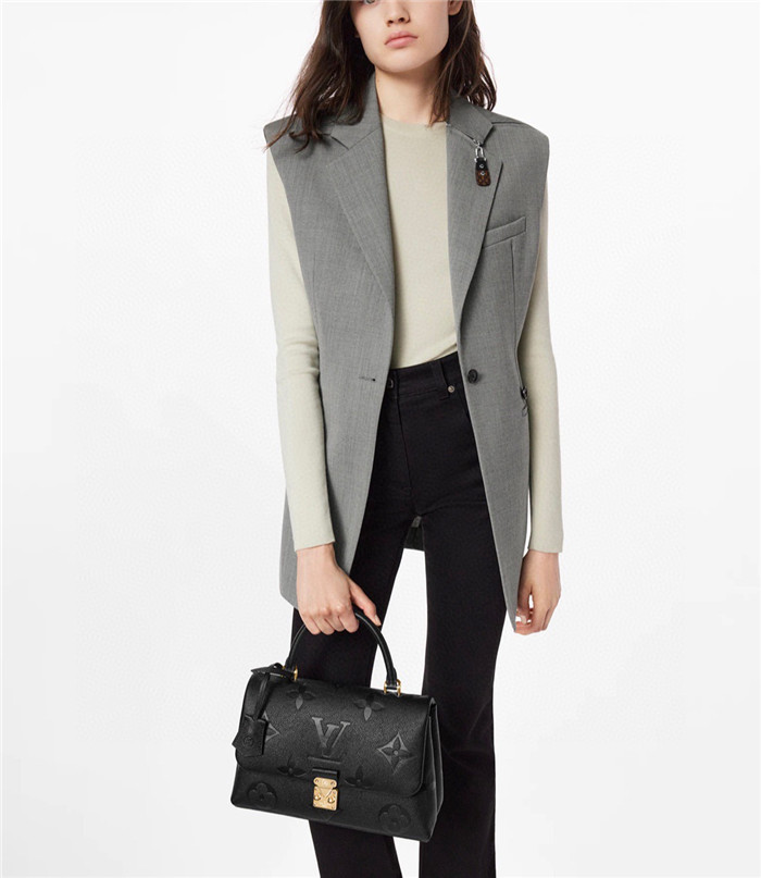 LOUIS VUITTON 루이비통 마들렌 숄더백 MM M46041