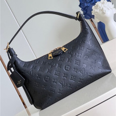 LOUIS VUITTON 루이비통 삭 스포츠 숄더백 M46609 2COLOR