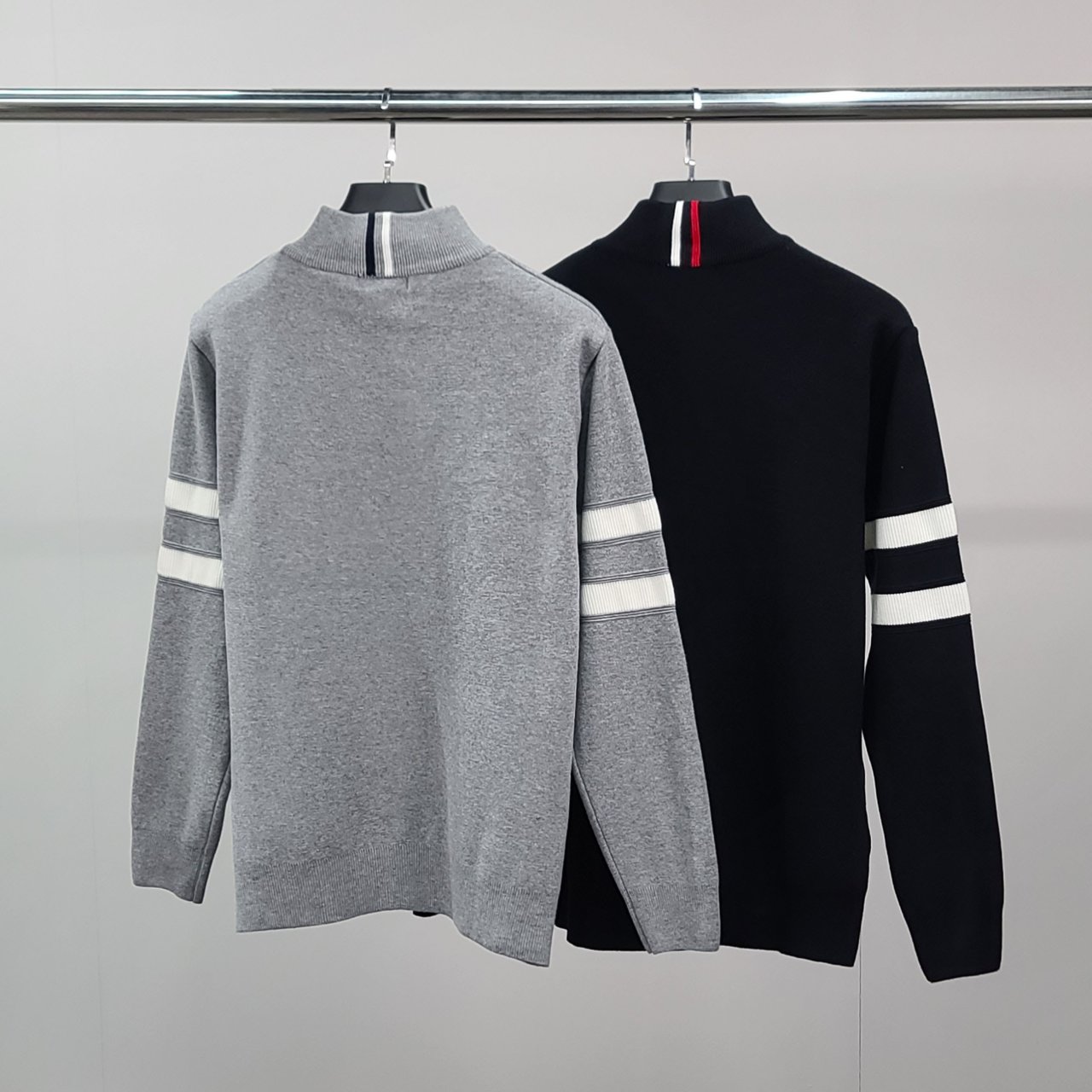 MONCLER 몽클레어 빽삼선 완장 니트 집업