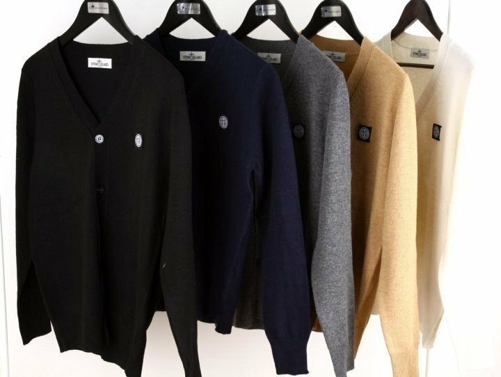 STONE ISLAND 스톤아일랜드 사각와펜 가디건