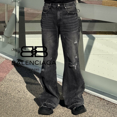 BALENCIAGA 발렌시아가 데미지 워싱 데님 팬츠