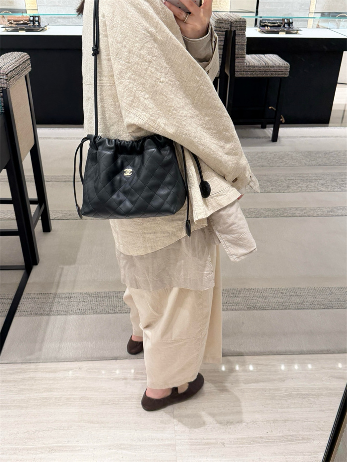 CHANEL 샤넬 복주머니 백 AS64051