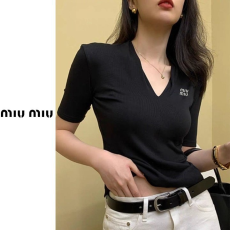 ●6월 판매 17위● MIUMIU 미우미우 브이넥 이너 니트티 3COLOR