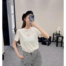 CHANEL 샤넬 반바지반팔 셋트