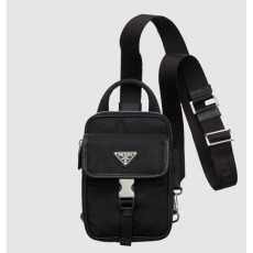 PRADA 프라다 리나일론 사피아노 가죽 스마트폰 케이스 2ZH194