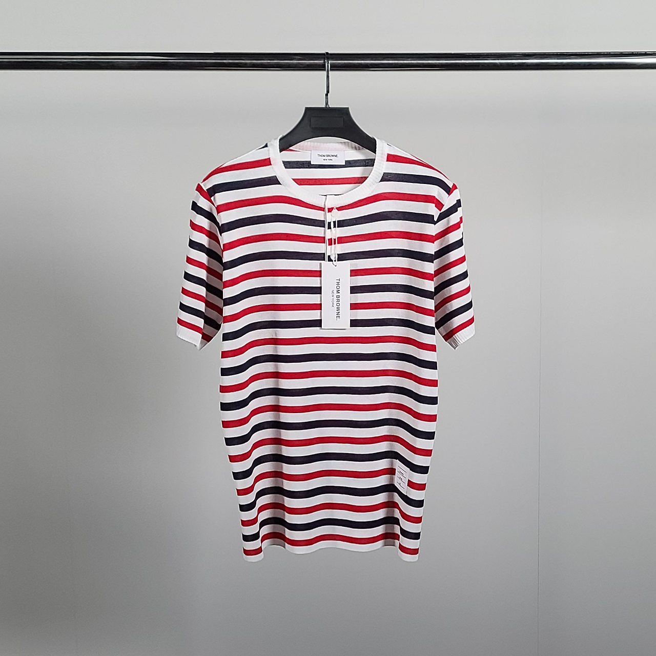 THOM BROWNE 톰브라운 스트라이프 린넨 라운드 니트