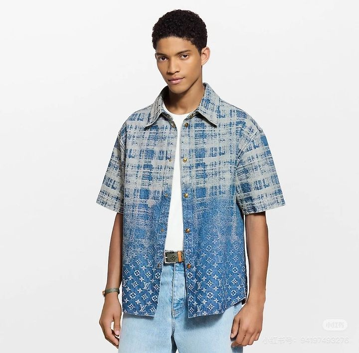 LOUIS VUITTON 루이비통 64257 모노그램 타일 데님 자켓
