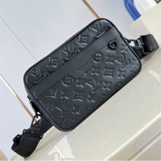 LOUIS VUITTON 루이비통 섀도우 메신저백 M28785