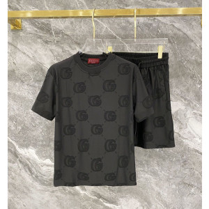 GUCCI 구찌 607130 GG 엠보 자수 로고 반팔&반바지 세트