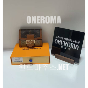변*영 고객님 루이비통 도핀 컴팩트 월릿