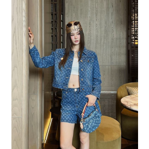 LOUIS VUITTON 루이비통 1028 모노그램 데님 자켓
