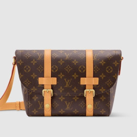 LOUIS VUITTON 루이비통 크리스토퍼 메신저 M28115