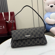GUCCI 구찌 플라크 숄더백 874744