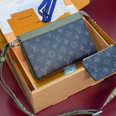 LOUIS VUITTON 루이비통 가스통 웨어러블 크로스백 M28733