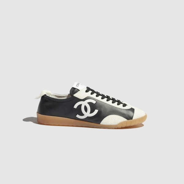 CHANEL 샤넬 CC 로고 레더 로우탑 스니커즈 G47125 2COLOR