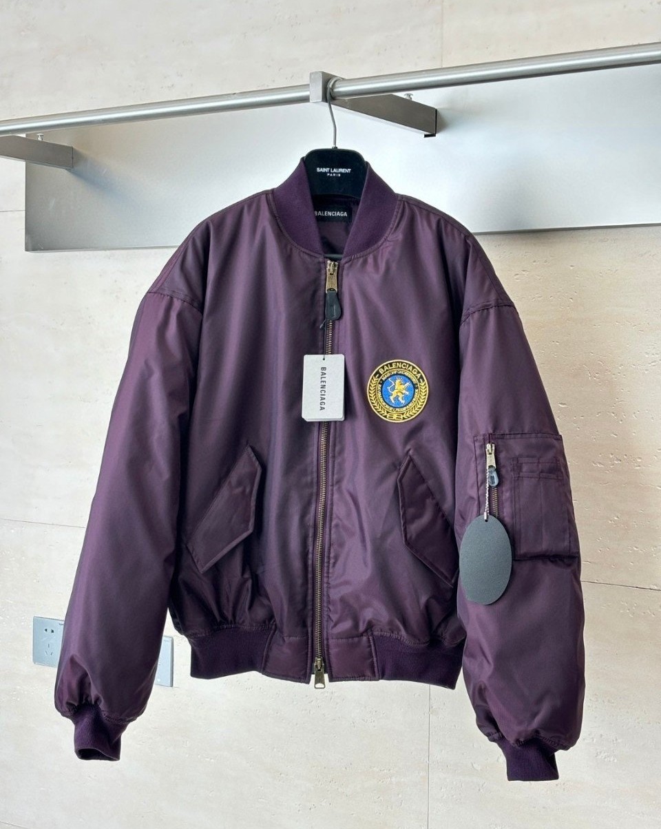 BALENCIAGA 발렌시아가 M1 봄버 자켓