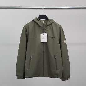 MONCLER 몽클레어 프리미엄 와펜 레터링 자켓