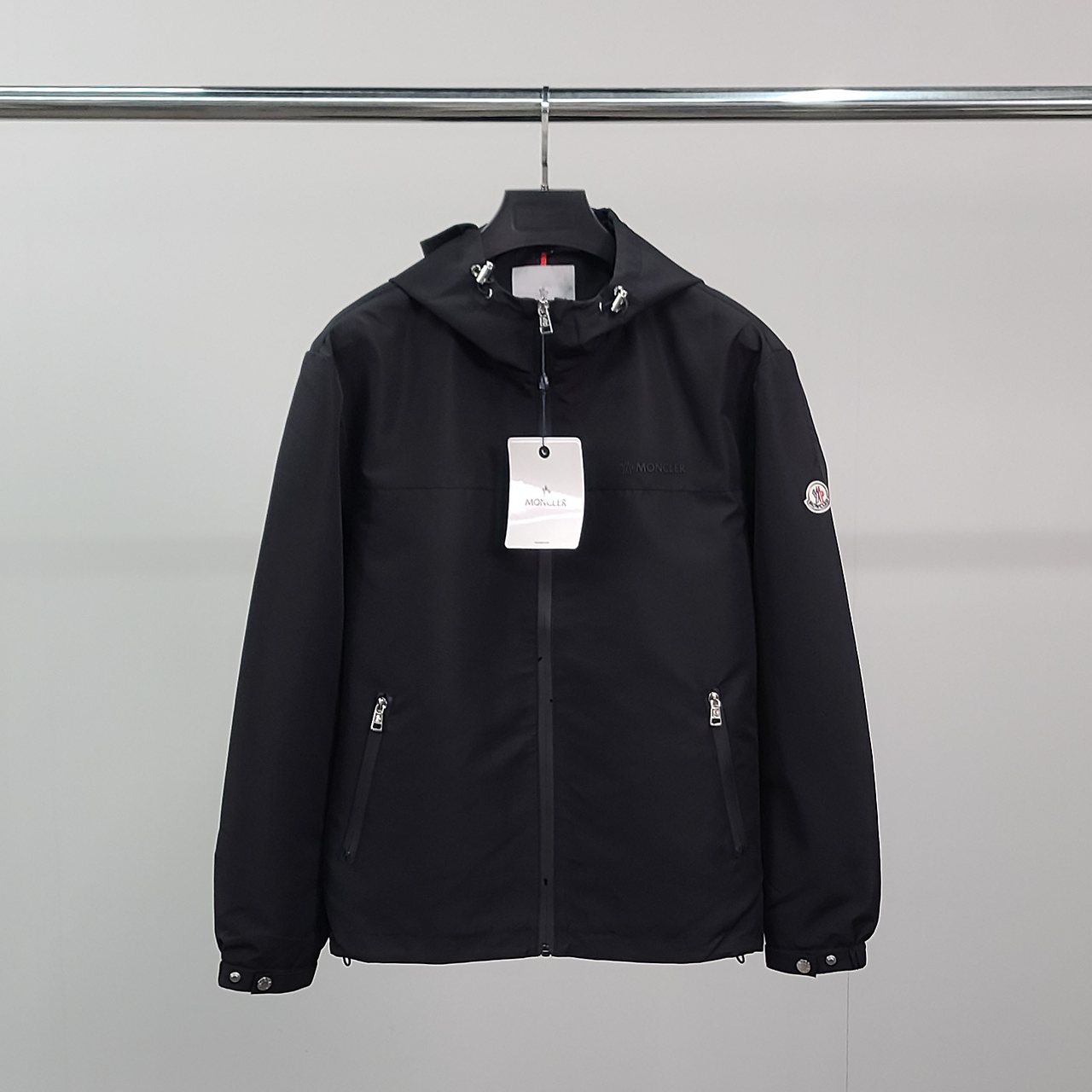 MONCLER 몽클레어 프리미엄 와펜 레터링 자켓
