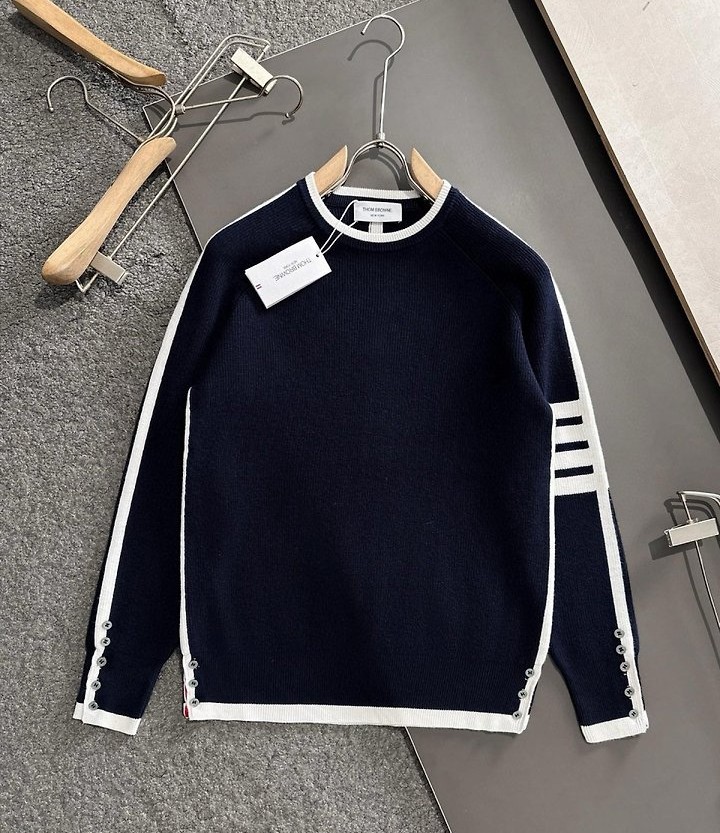 THOM BROWNE 톰브라운 4bar 라인 배색 라운드 니트 2COLOR
